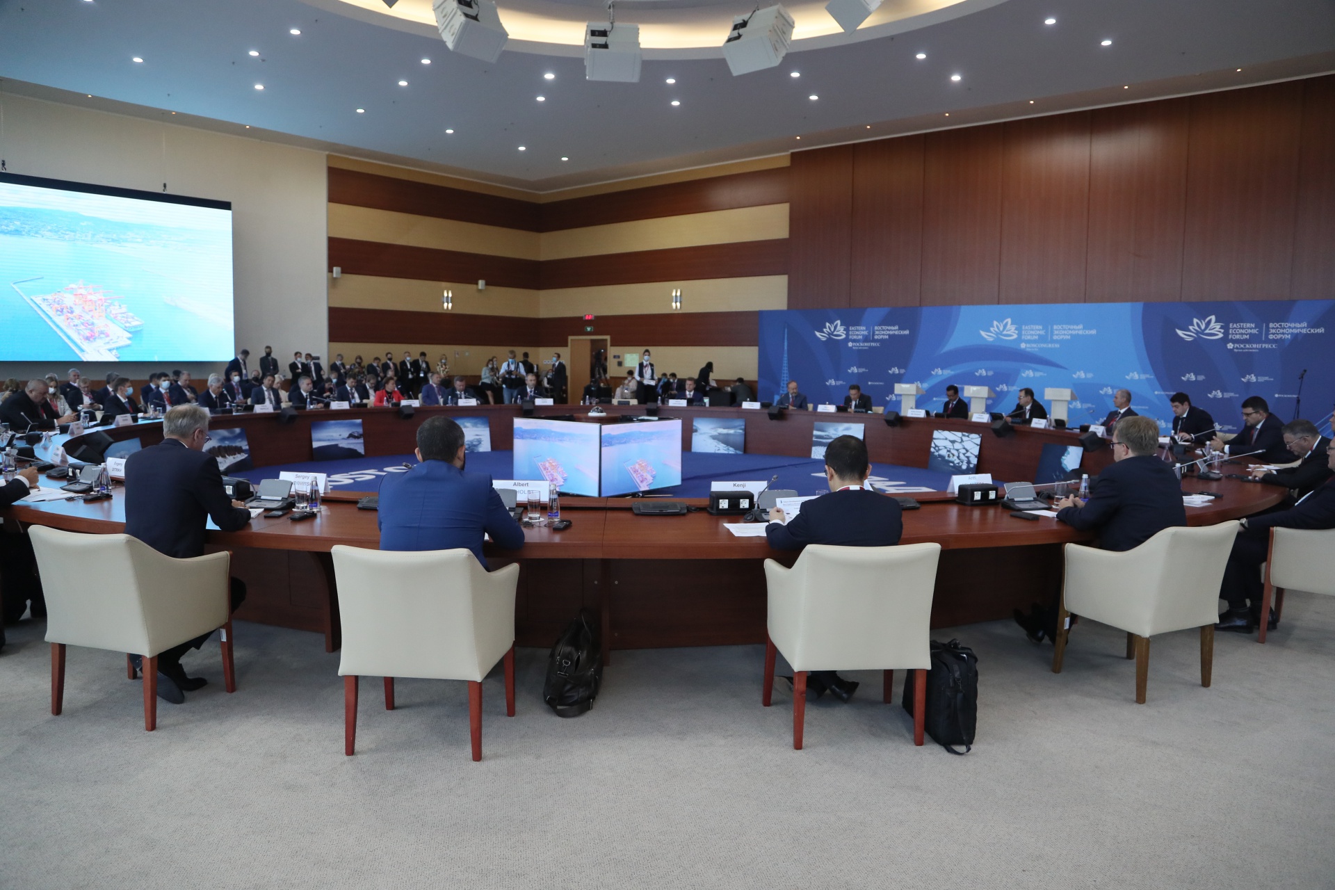 The Great Northern Sea Route Discussed as a New Global Trade Route on the Eastern Economic Forum