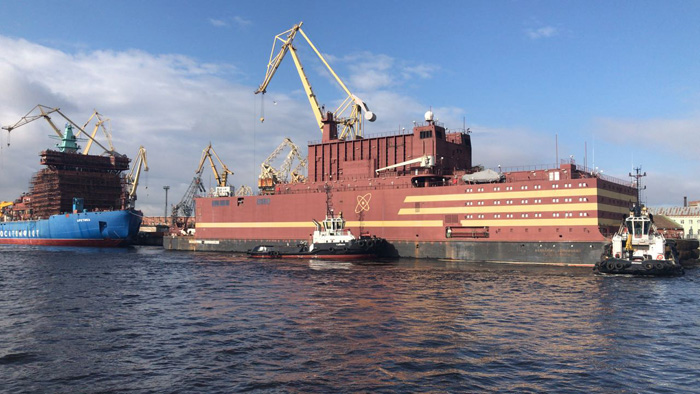 The Akademik Lomonosov completed charging its nuclear reactors with fuel